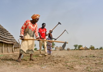 Anok Angok Kon lives in Aguat Boma, South Sudan. Regular floods damage her farmland, threatening her  livelihood and her family’s access to food